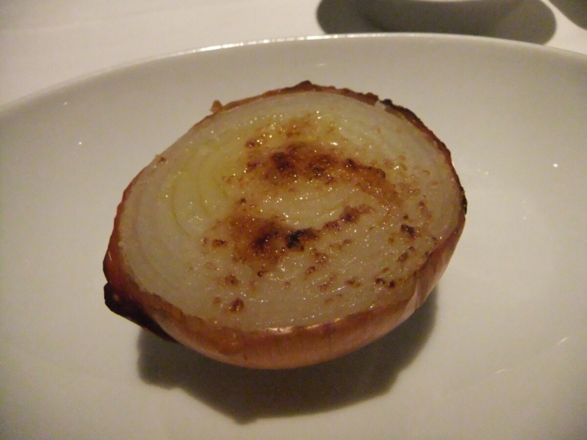 玉葱の丸ごとロースト