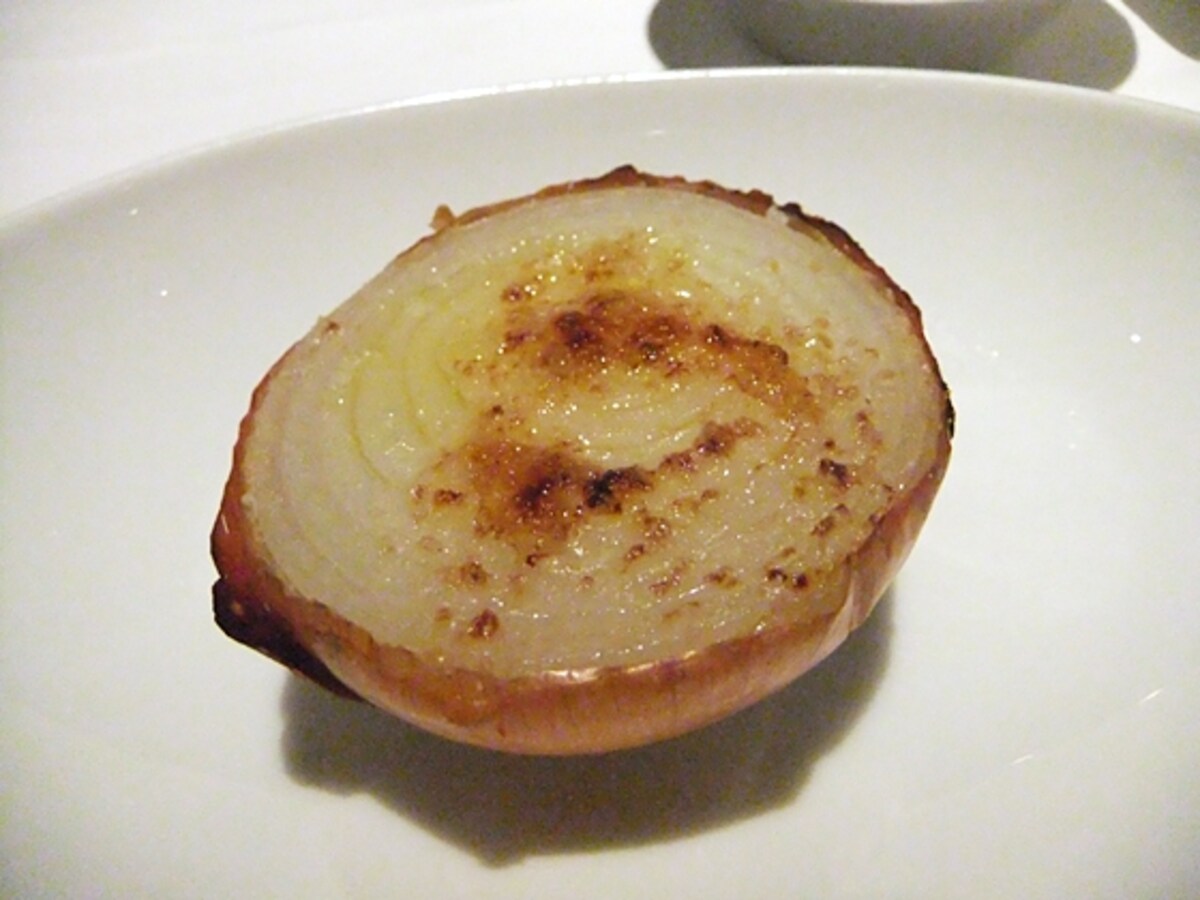玉葱の丸ごとロースト
