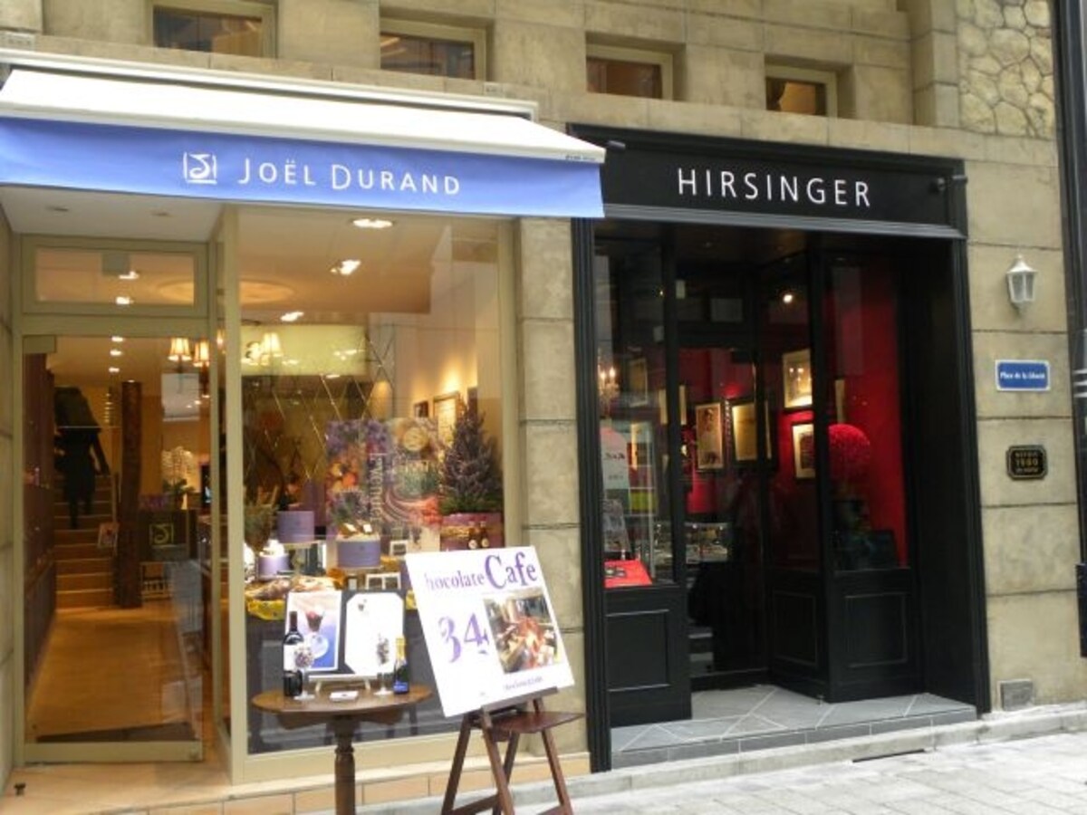 銀座にオープンした「イルサンジェー」。南仏のショコラティエ「ジョエルデュラン」と隣接