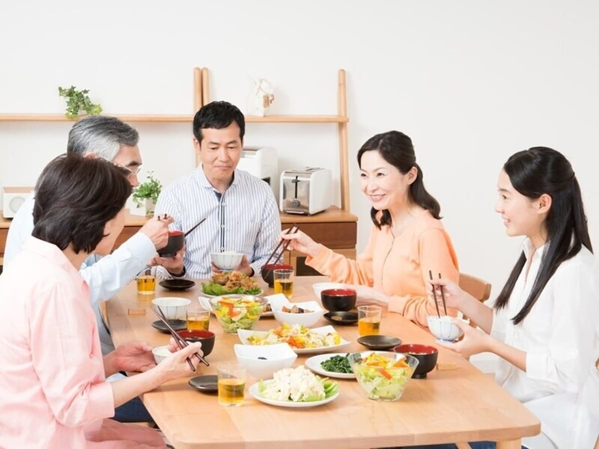 様々な力を経て食事に至ります