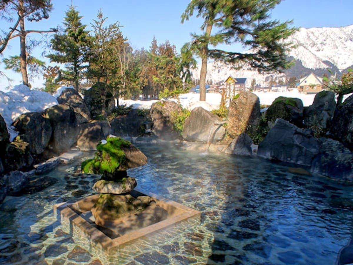 五十沢温泉ゆもとかん混浴露天風呂