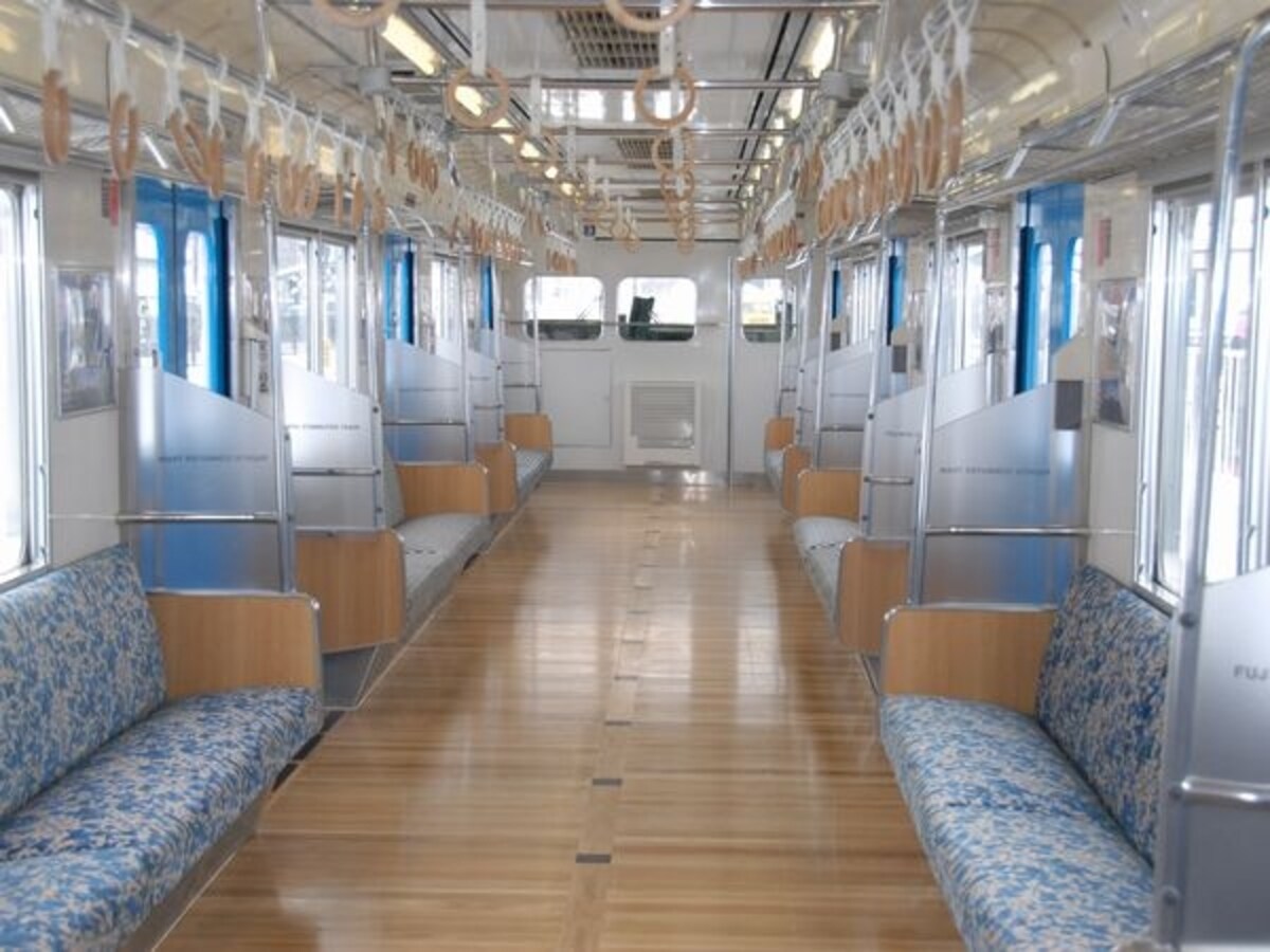 車内