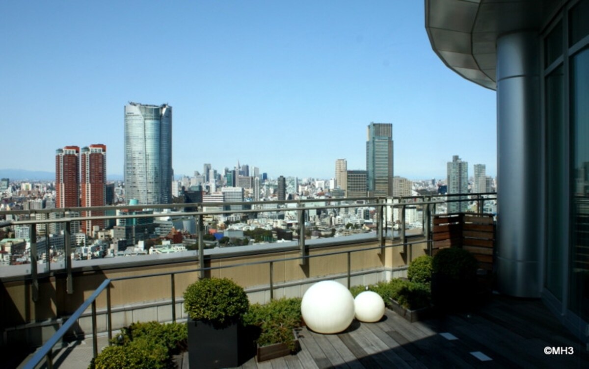 「東京ミッドタウン」を望む