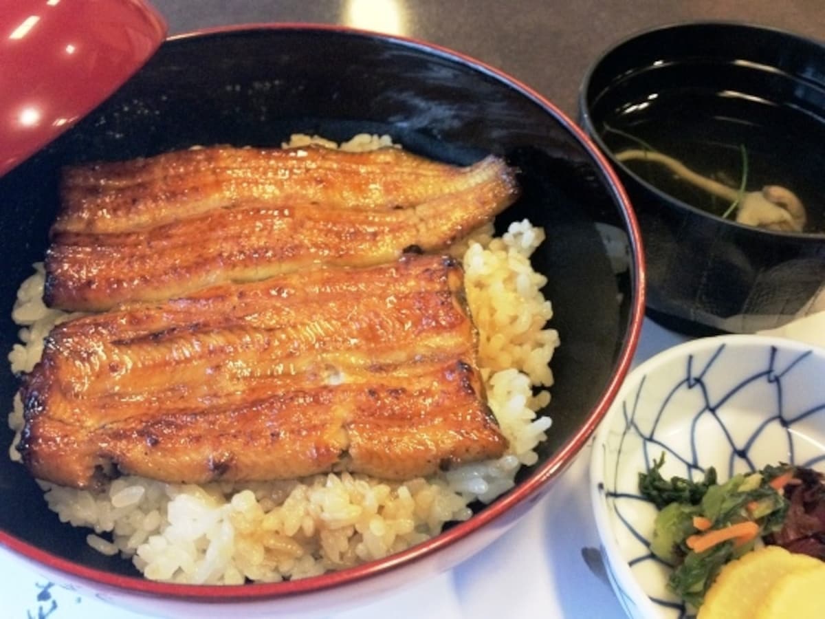 「うな丼A」と「きも吸」