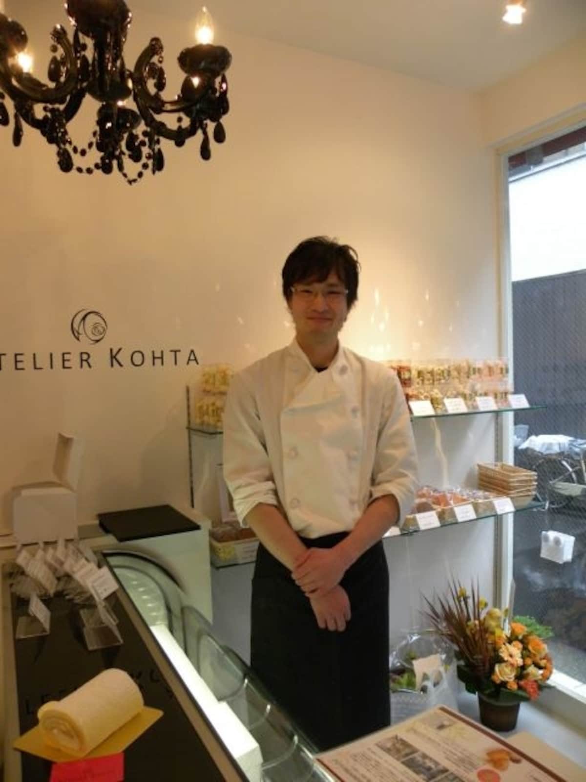 「アトリエ・コータ」のオーナー、吉岡浩太シェフ