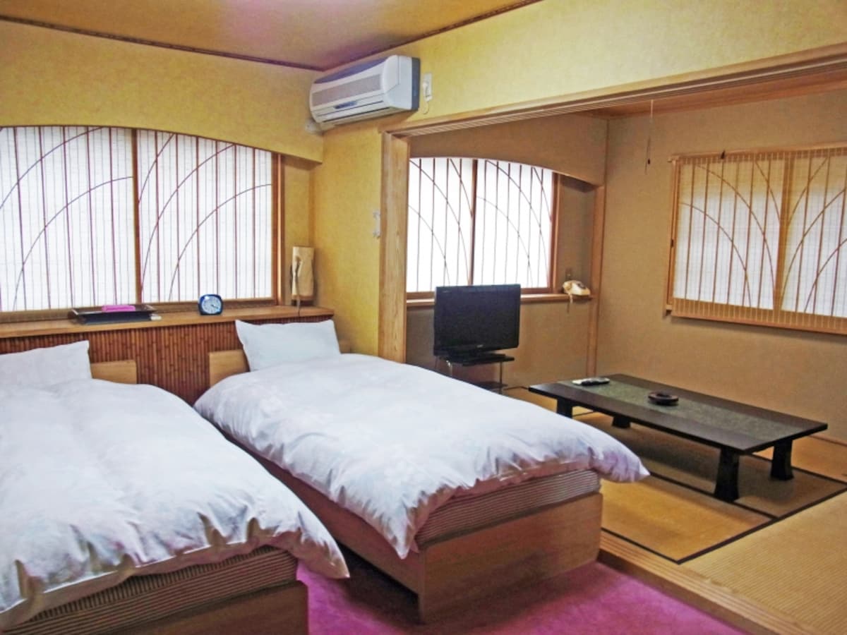 前川荘