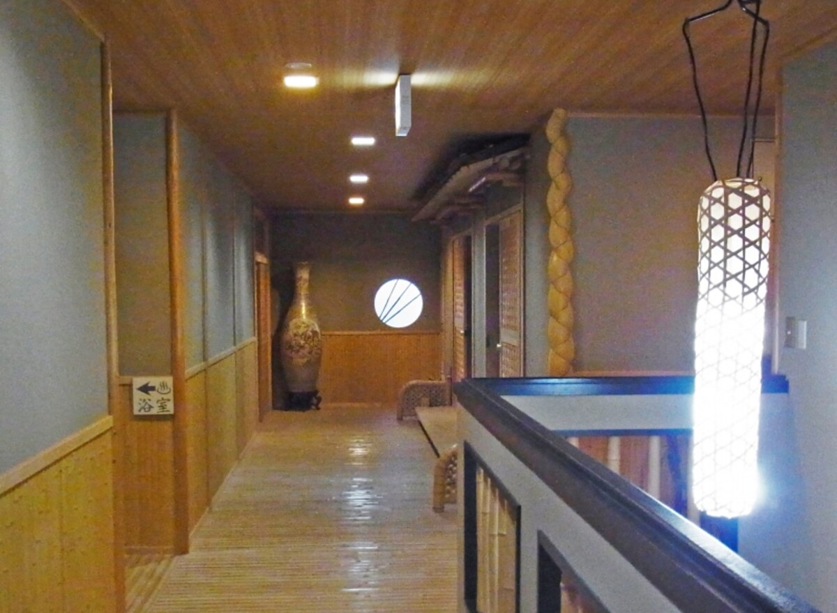 前川荘