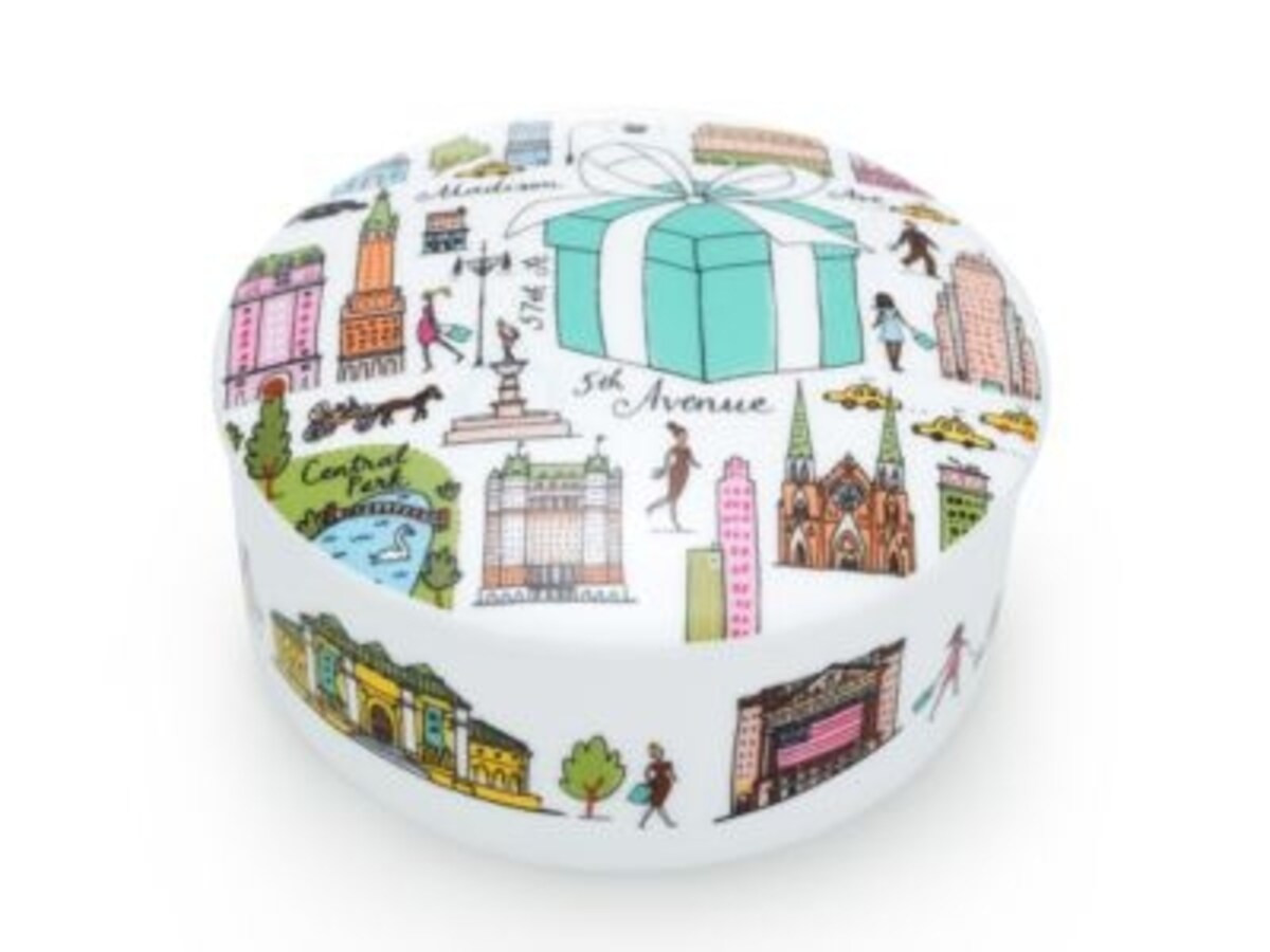 Fifth Avenue Box（100ドル）　photo: Tiffany & Co