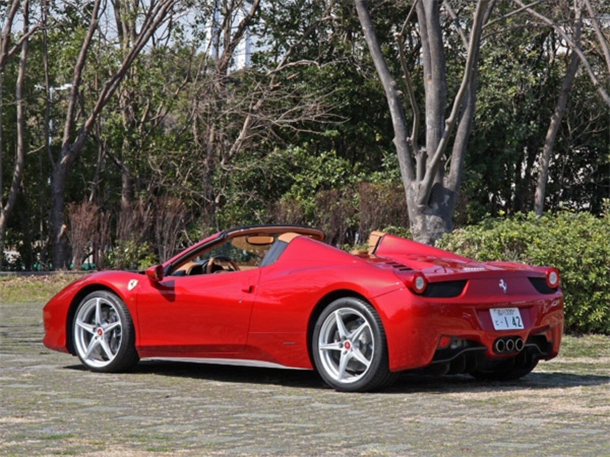 フェラーリ458スパイダー