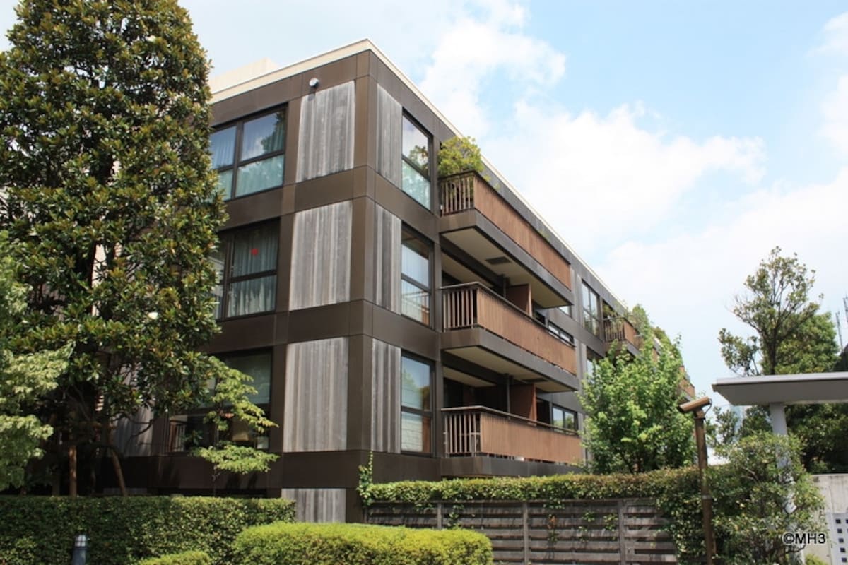 渋谷区神山町の低層マンション「フォレストテラス松濤」