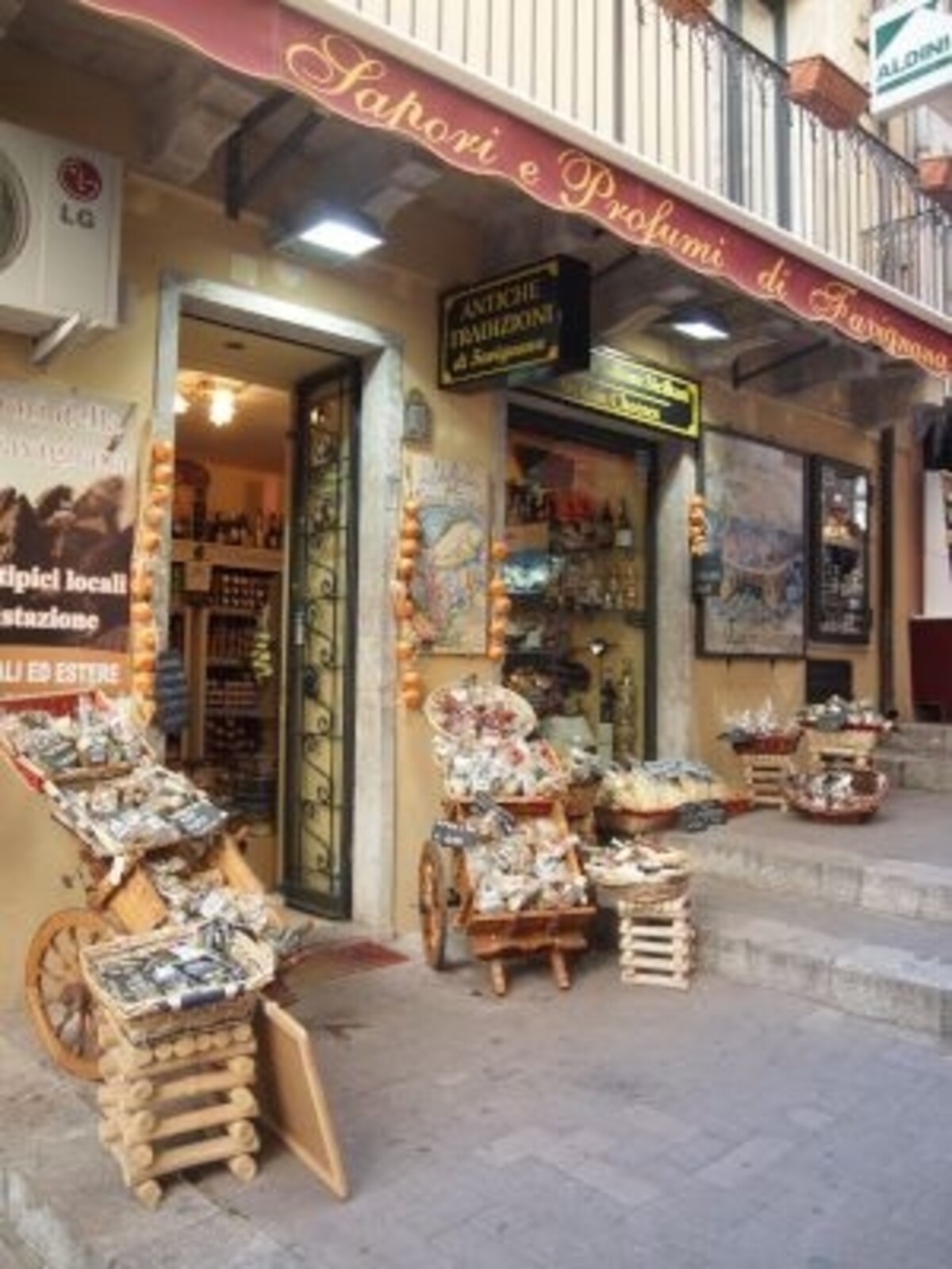 taormina shop1