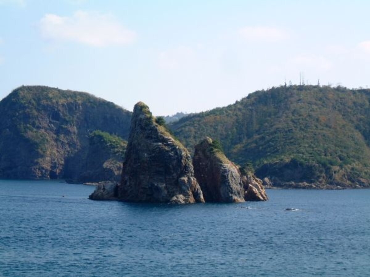 三郎岩