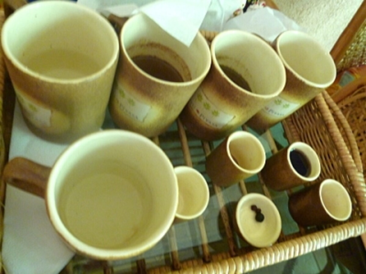 施術後に、お腹の中から綺麗になるように、丸薬を飲みます。