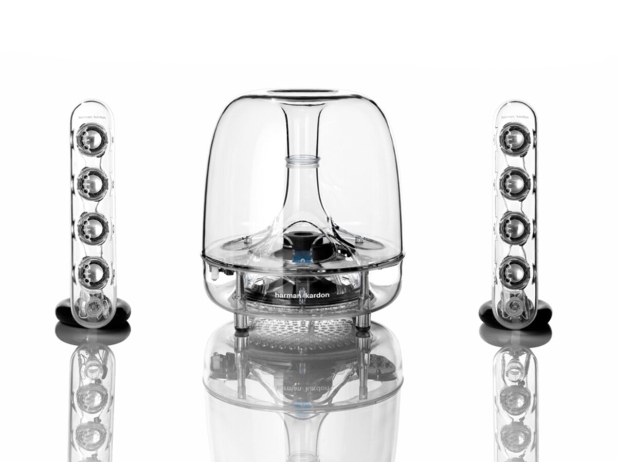 ハーマンインターナショナルが2012年6月に発売した「Soundsticks Wireless」