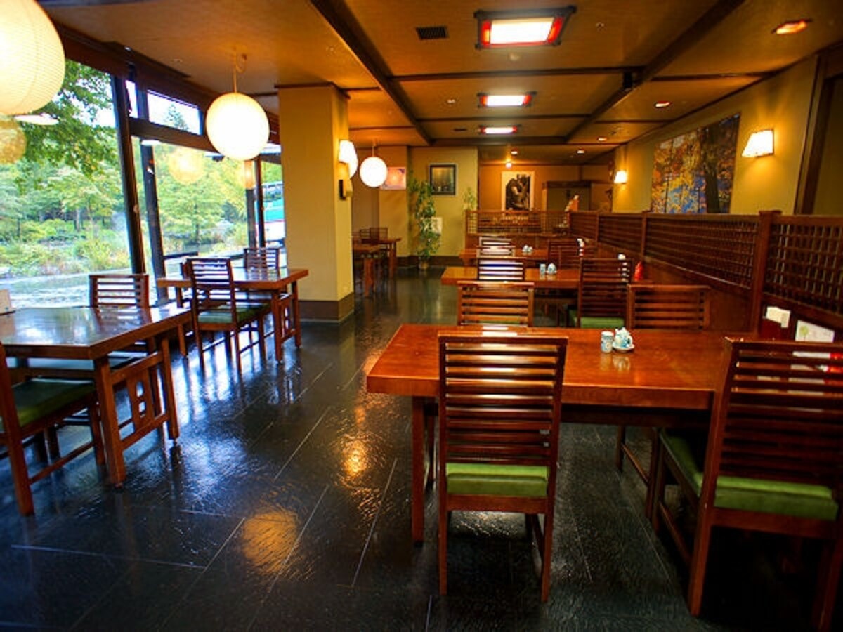 蔦温泉旅館 朝食会場