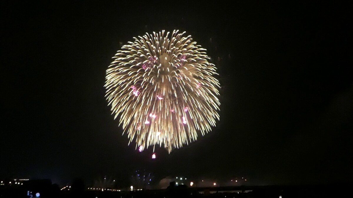 長岡花火／正三尺玉・3連発3発目