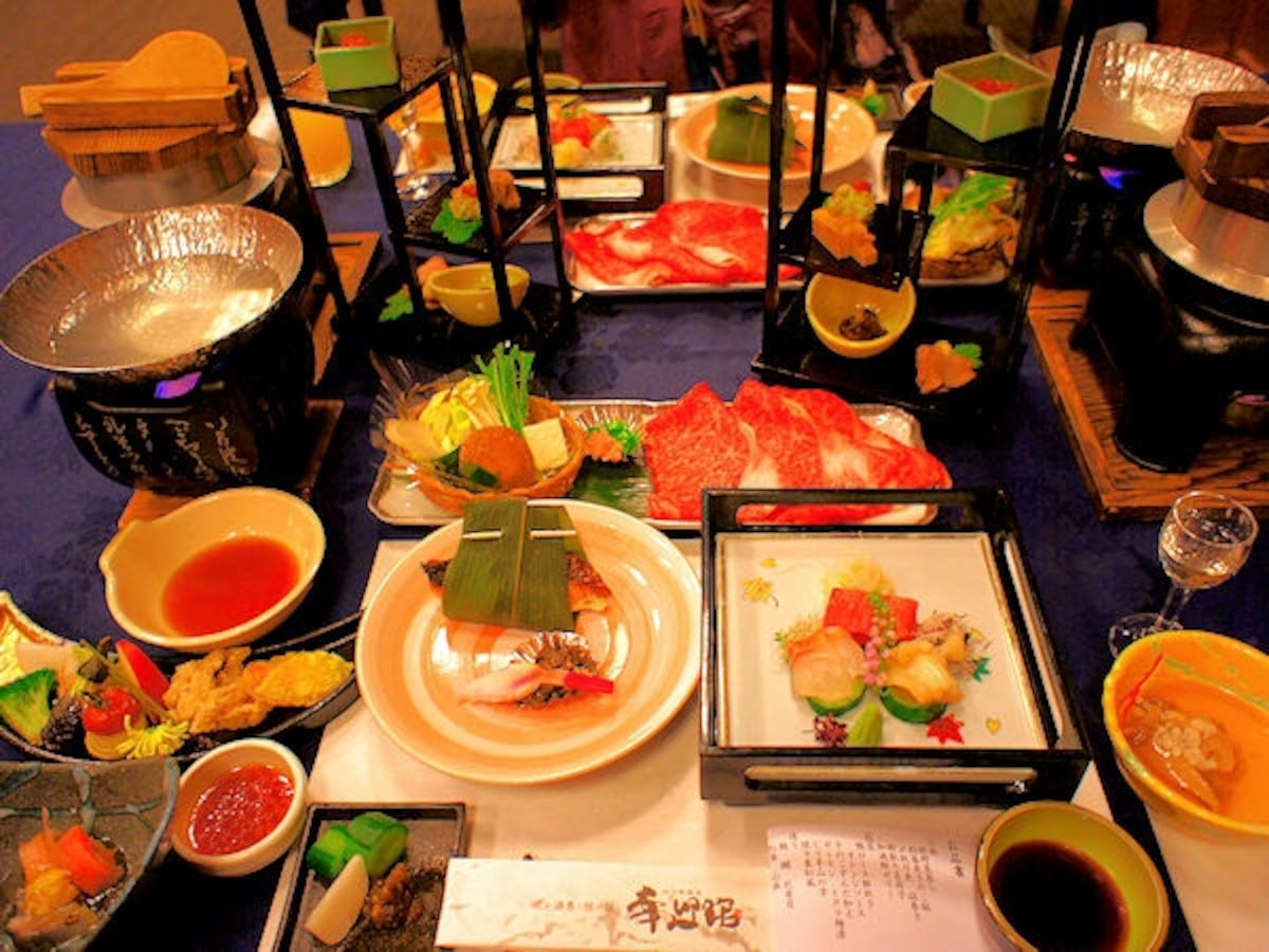 山の神温泉 優香苑 夕食