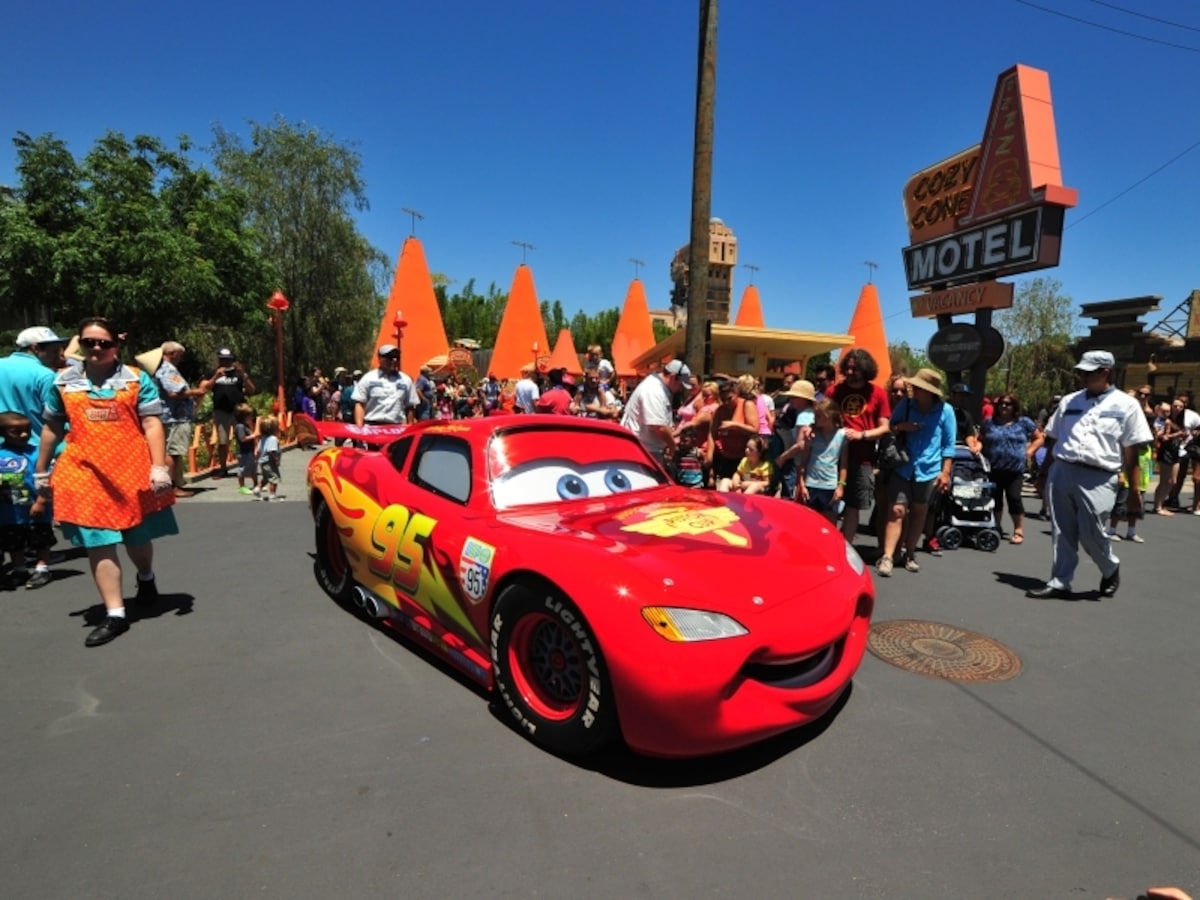 マックイーンと写真が撮れるエリアもある！