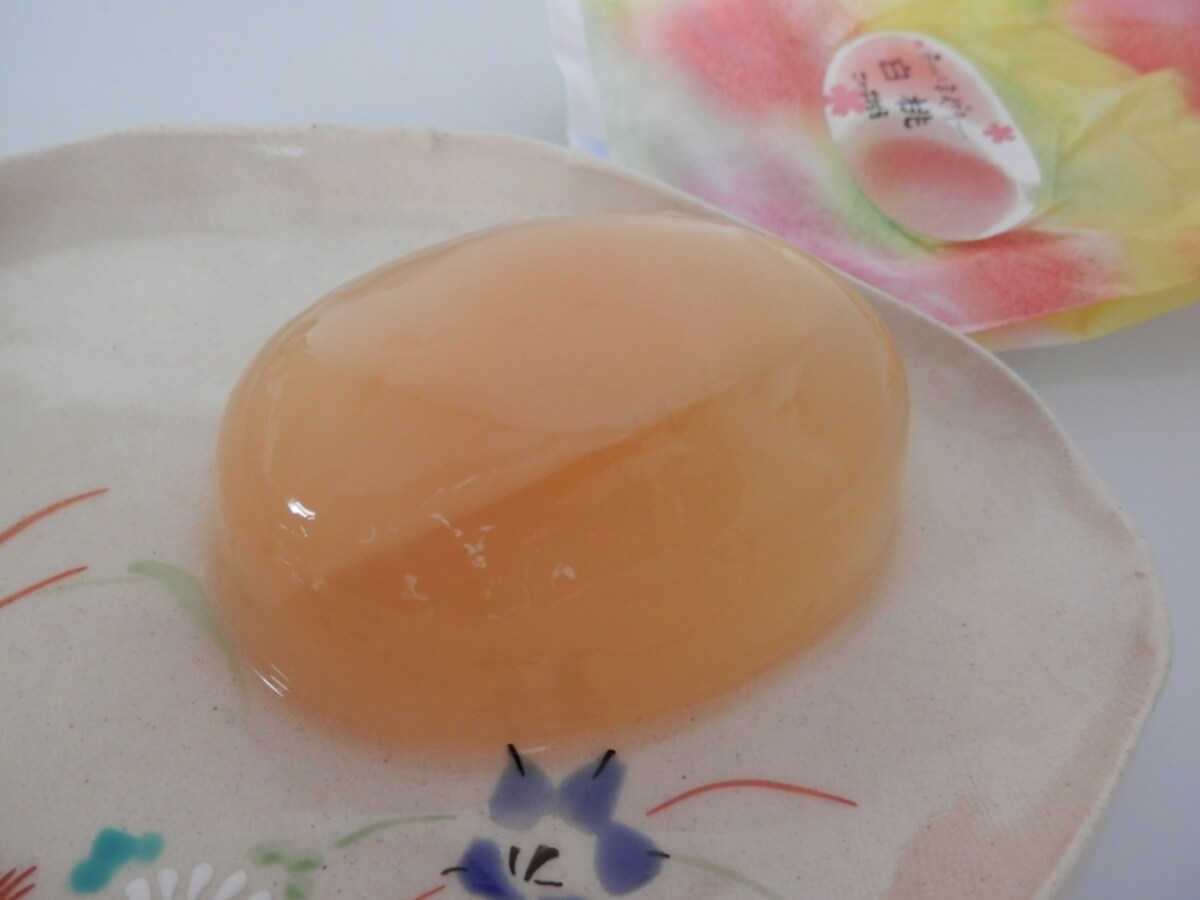 果物がまるごと入った、うつくしまゼリー