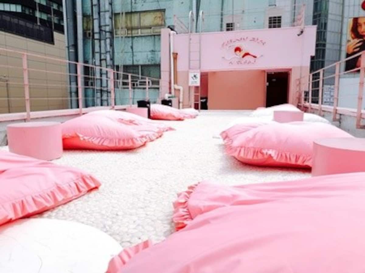 STYLE NANDA明洞のPINK POOL CAFE