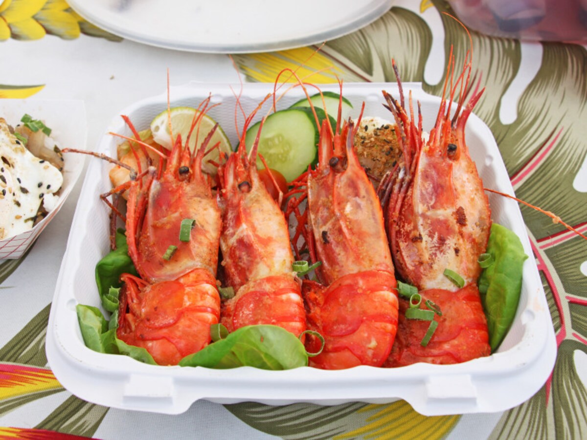 プリプリの天然甘エビプレートランチ「Amaebi Hi」（カイルア・タウンFM）