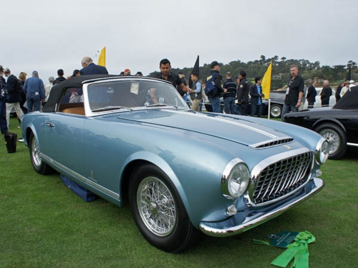 1952年式フェラーリ212インター　ピニンファリーナ カブリオレ