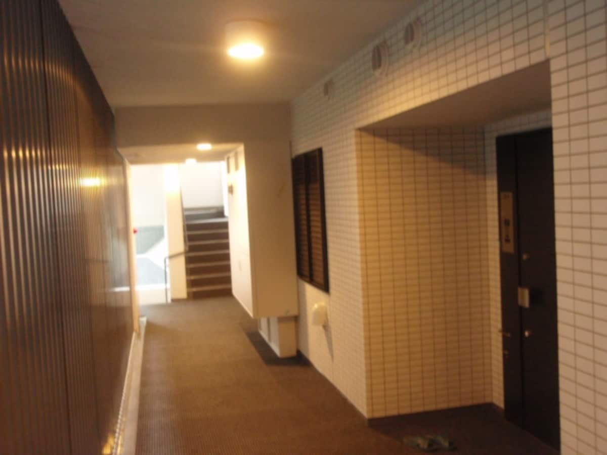 シティハウス本郷三丁目の外廊下