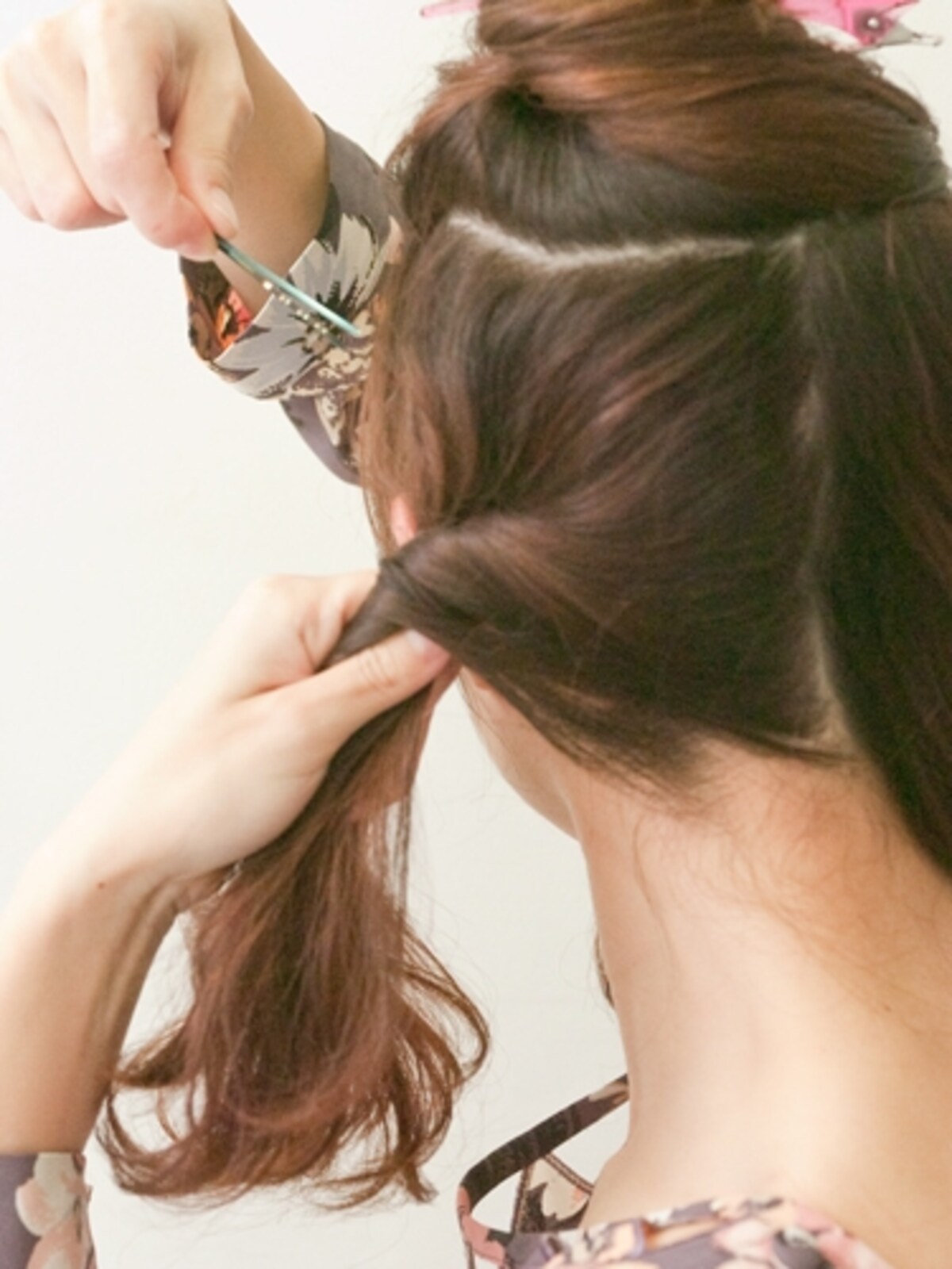 ベースになるので3～4本のピンでしっかりとめる