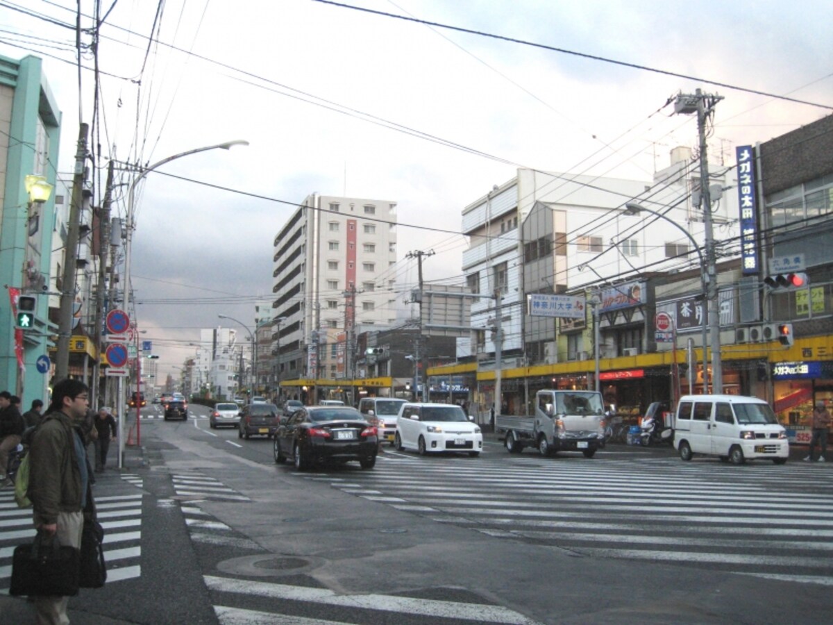 商店街入り口近く