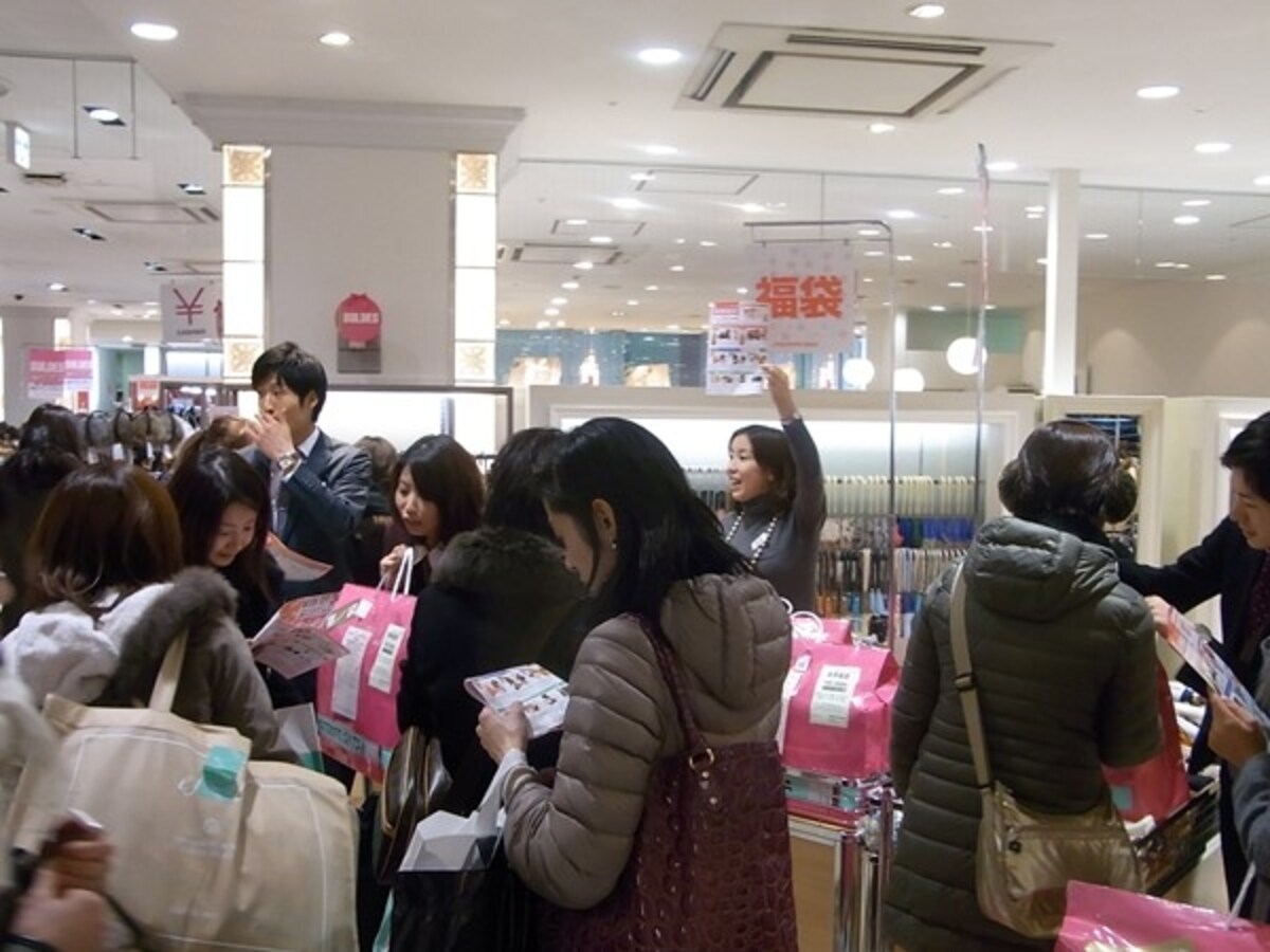プランタン銀座 2012年初売りの様子