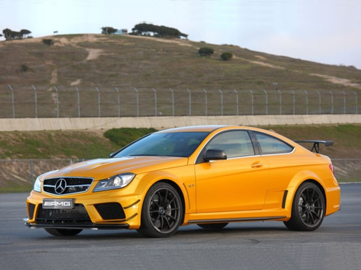 M・ベンツ C63AMG ブラックシリーズ