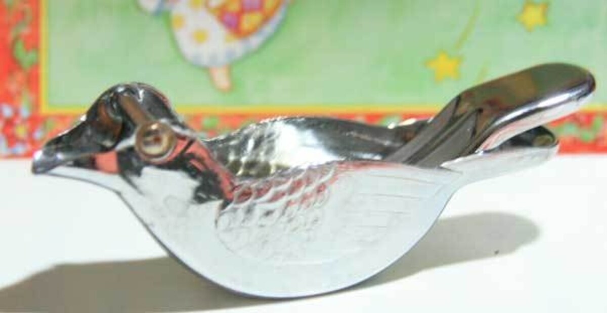 フランス製のレモン絞り器