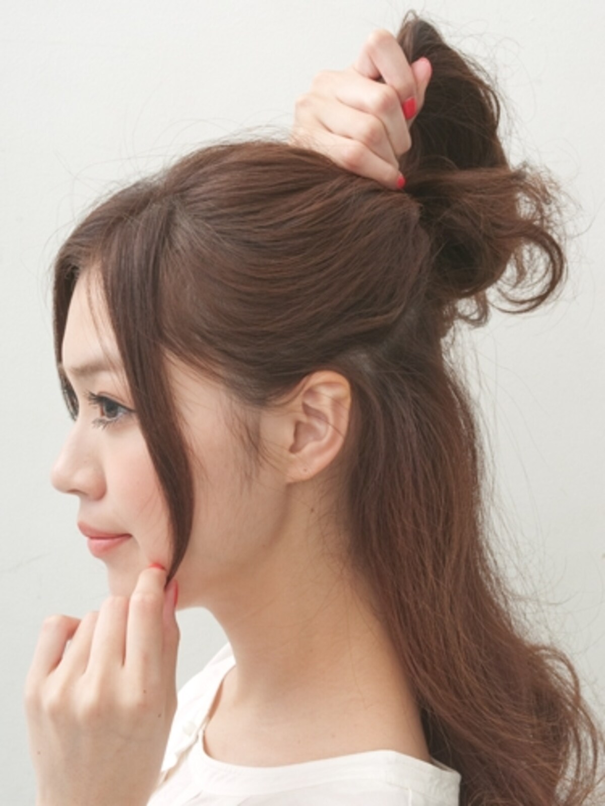 前髪は巻かないでナチュラルな雰囲気に