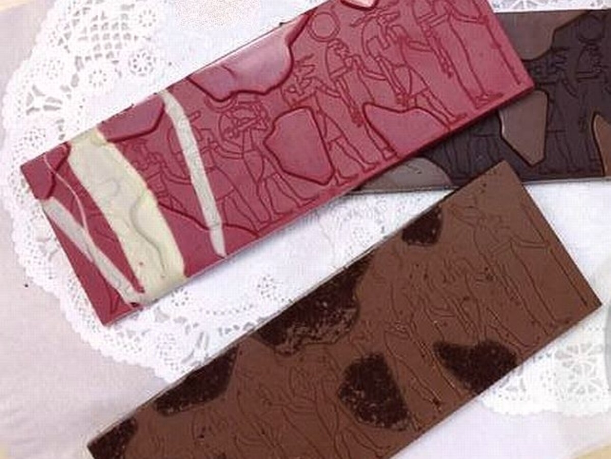「ナオミ ミズノ×洋菓子マウンテン」の「タブレット」 (3枚入　2992円) 