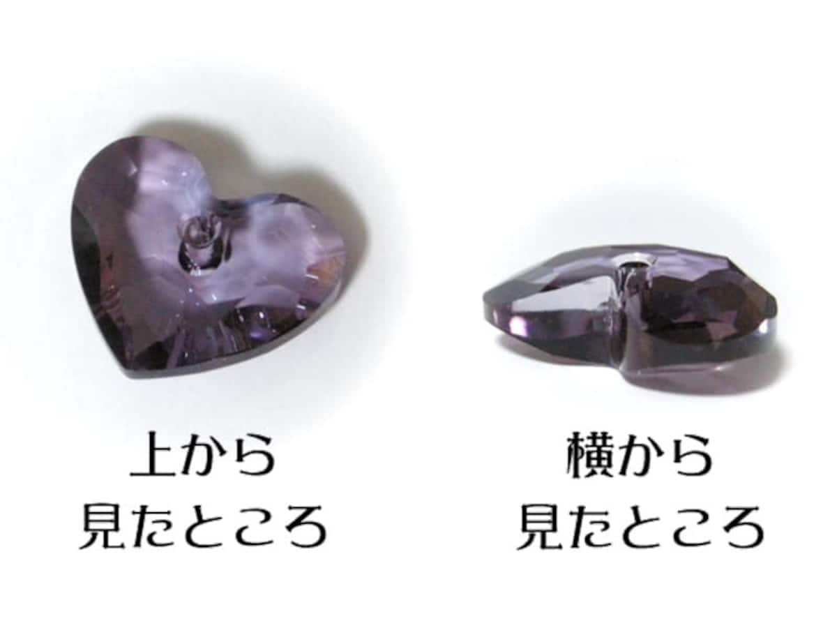 厚みがあるので通常の丸カンは通らないことも