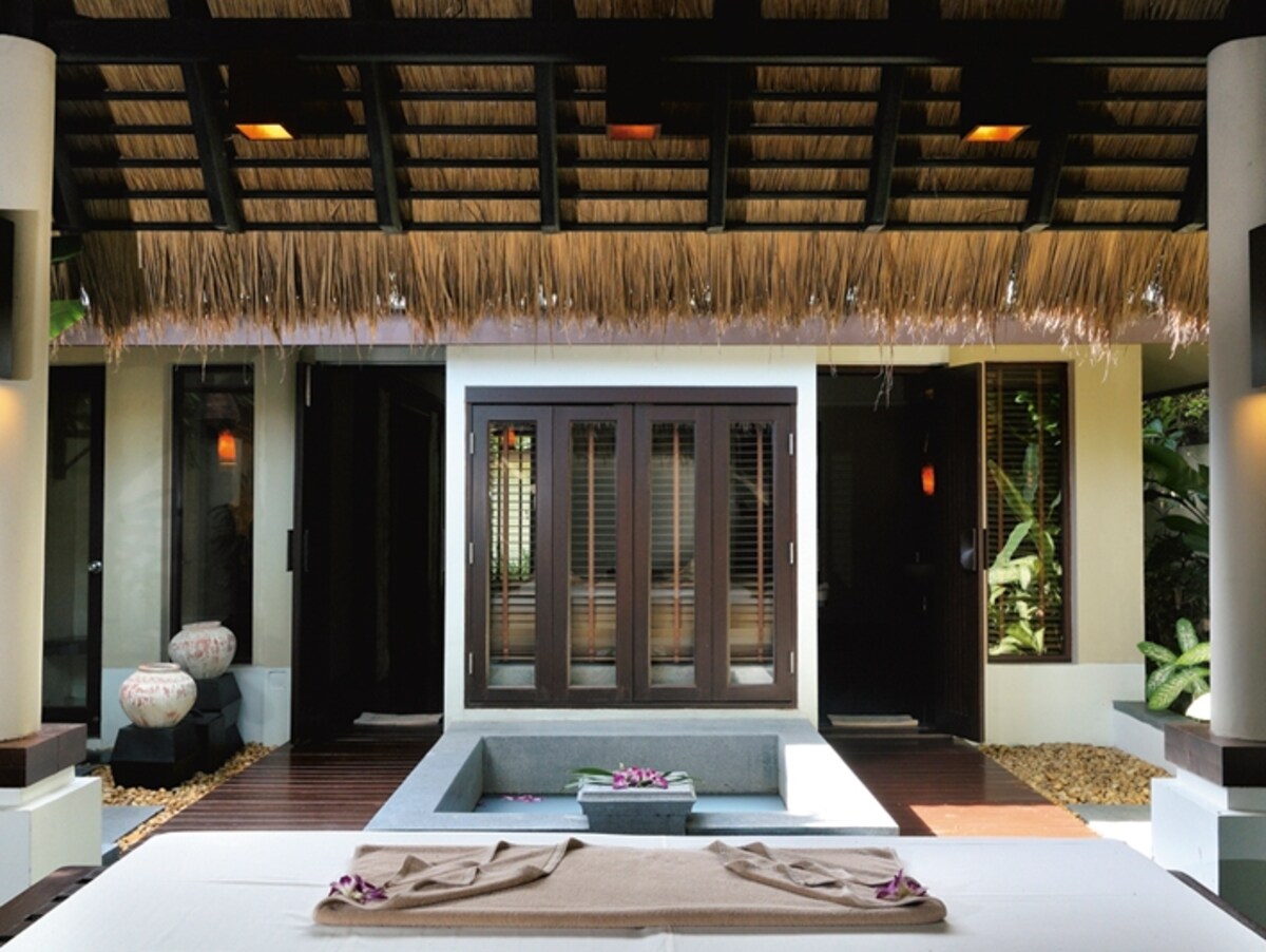 「The Spa」では資生堂のサロン専用プロダクトを始め、 ボディ用自然派コスメなどを使用