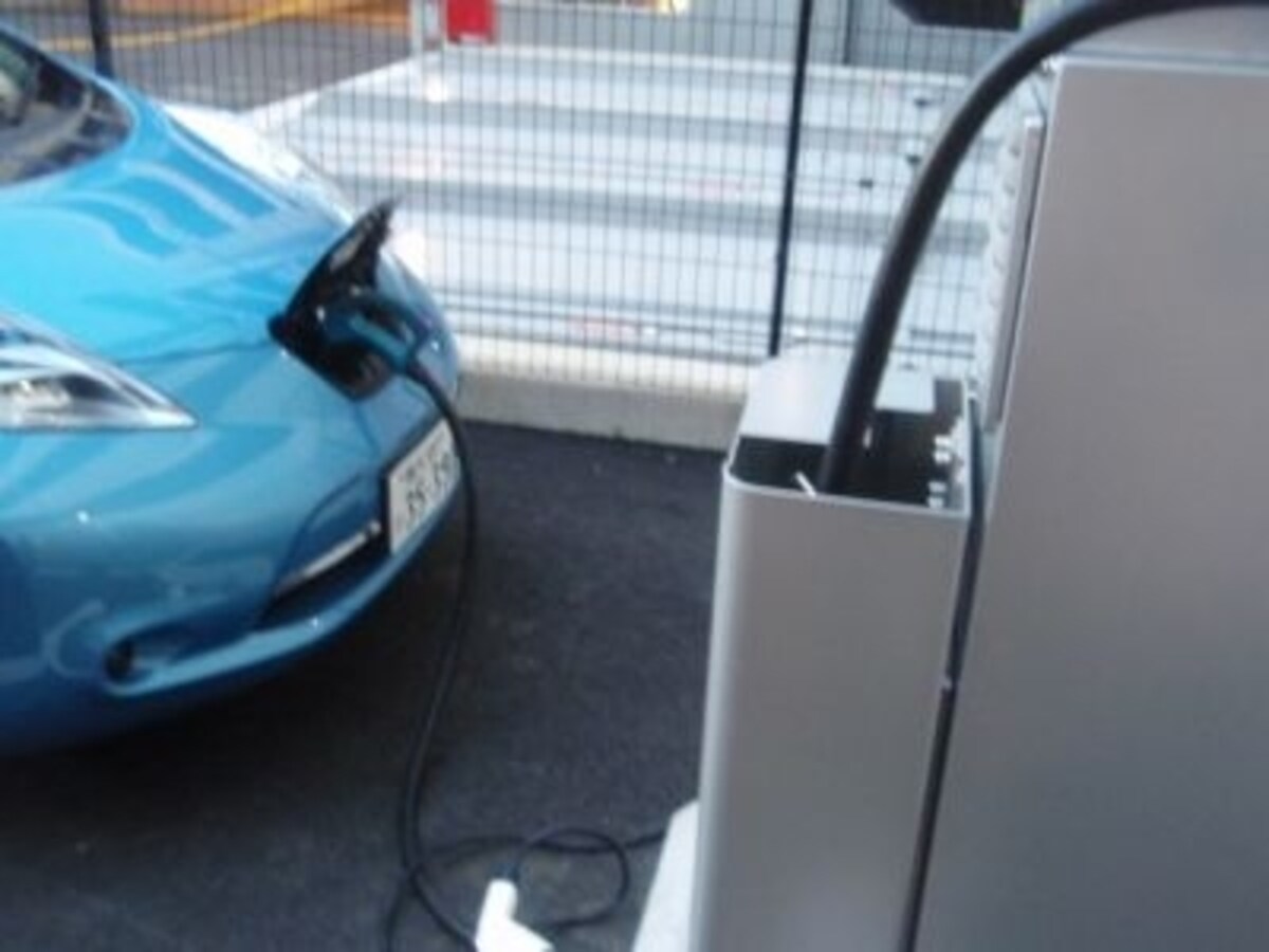 電気自動車
