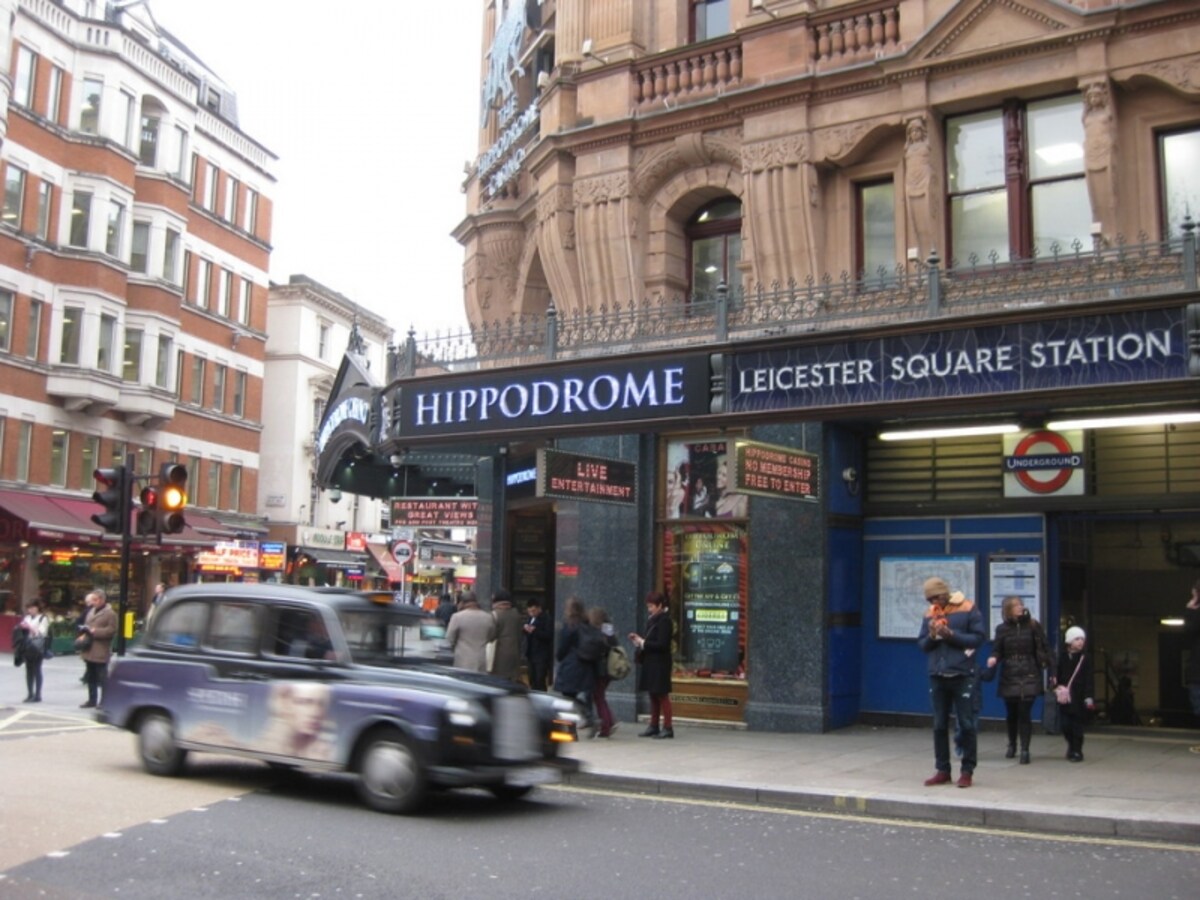 Leicester Square駅
