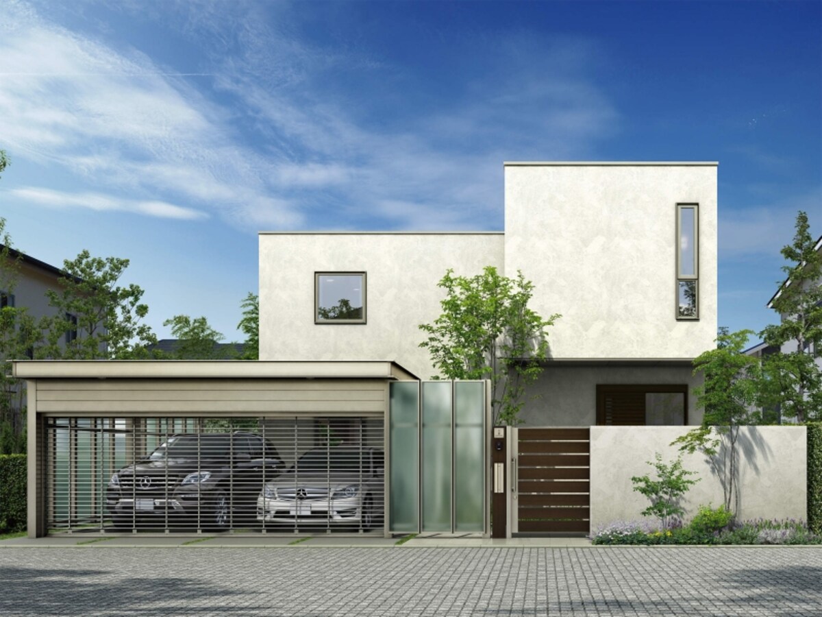 門扉やカーポートなど、建物本体も含めてプランニングしたい。[ルシアス スライド門扉 BW02型：横スリット(木調框)　16-16　施工例]　YKK AP http://www.ykkap.co.jp/