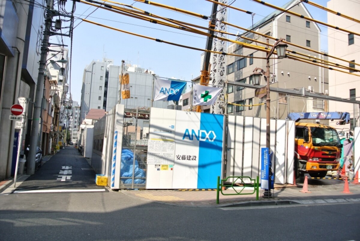 プラウド東京八丁堀の建設現場