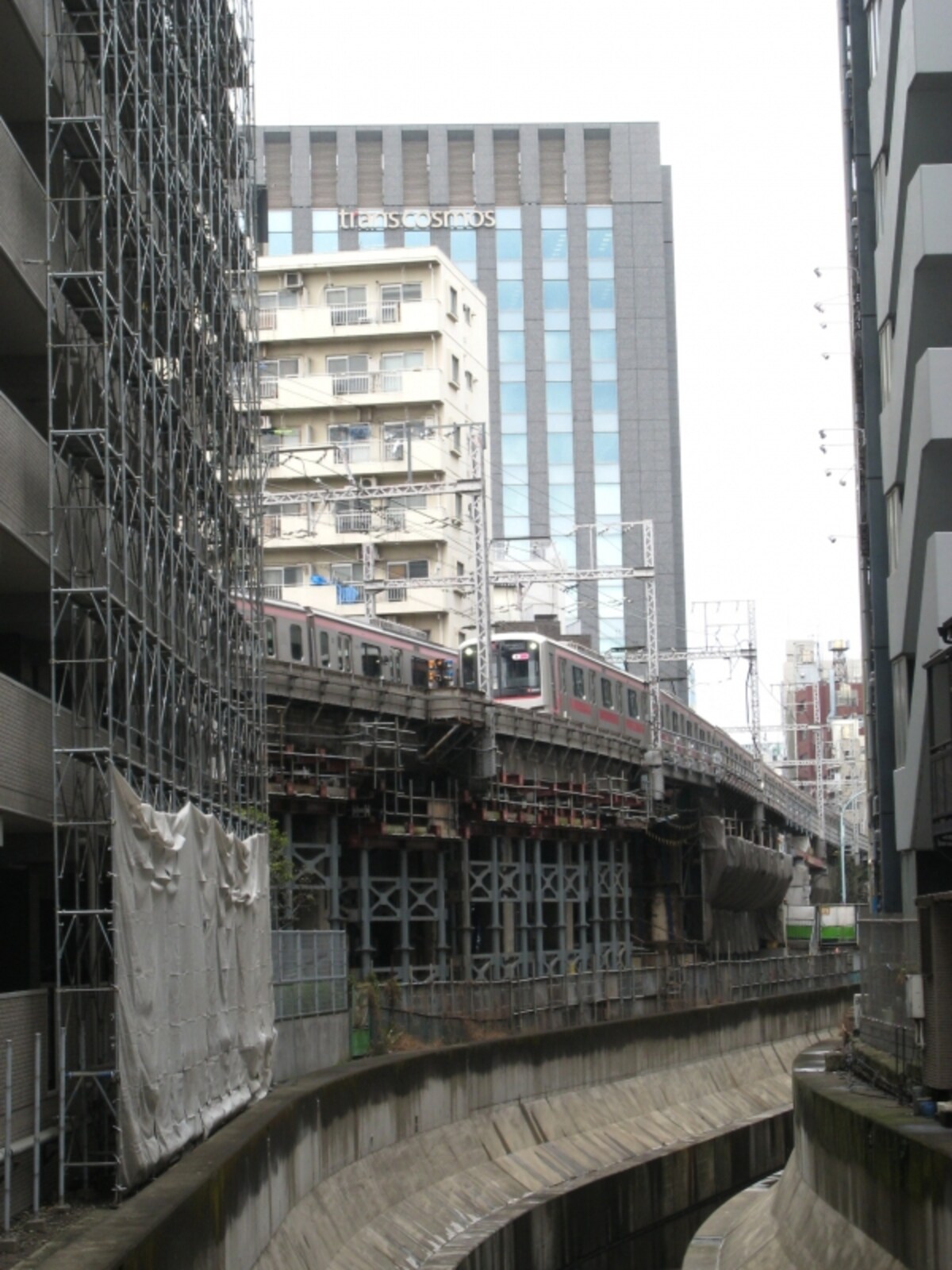 渋谷川と東横線