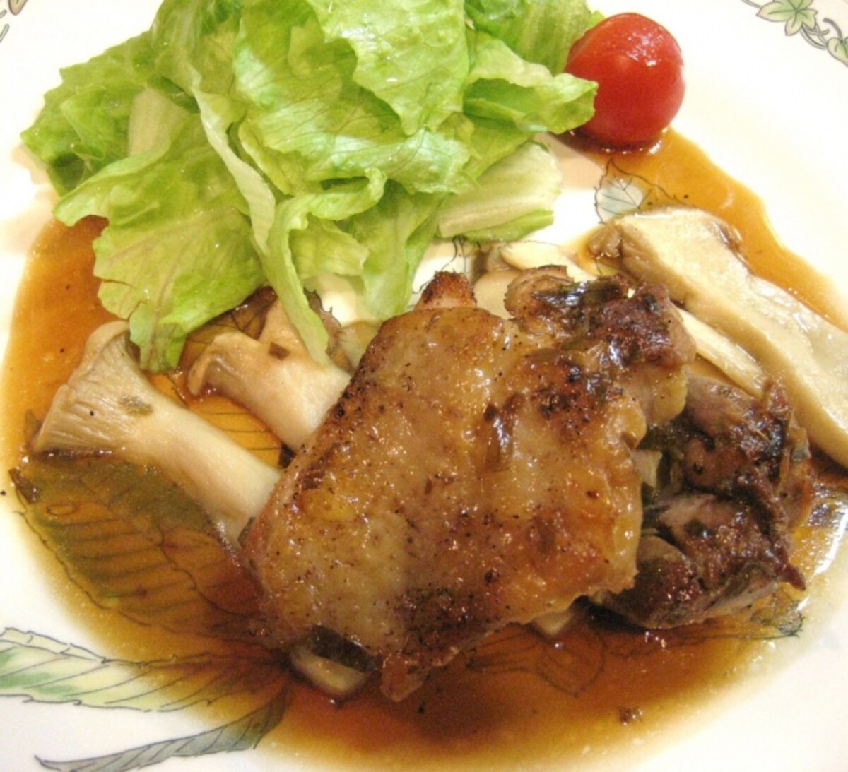チキンのハーブソテー エリンギ添え