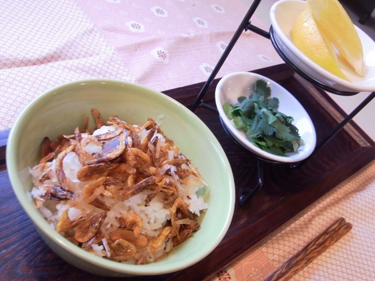 桜海老とハーブごはん