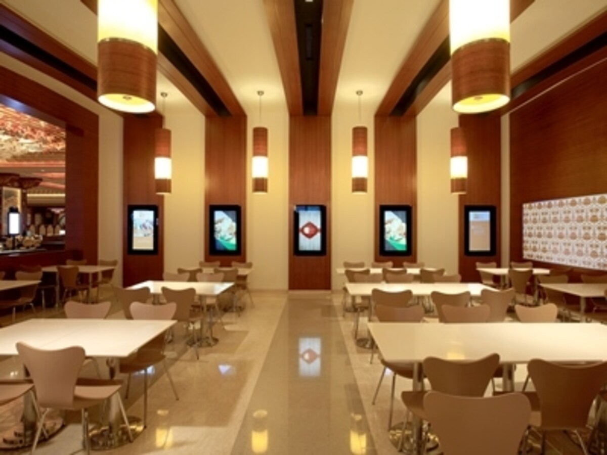 軽食メニューが中心の「ラッキーエクスプレス」 (c) Sands Cotai Central