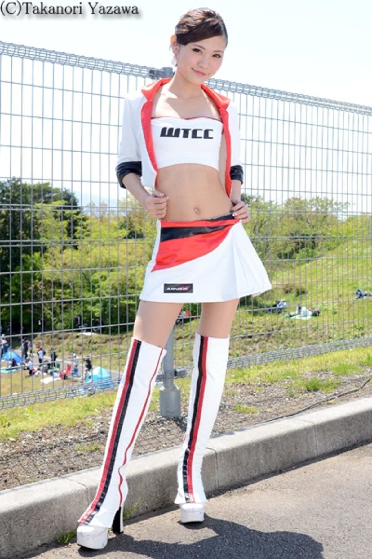 神咲はるか／KONDO RACING ADVAN GAL