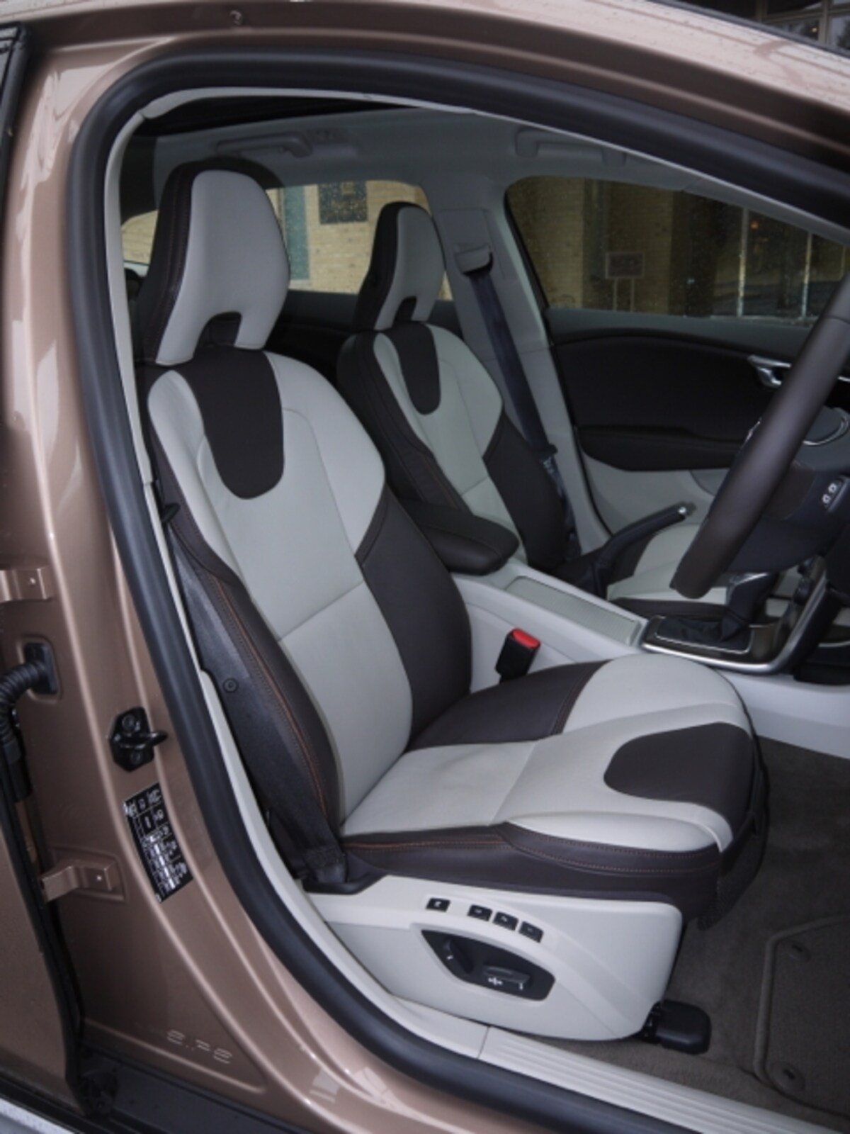 V40クロスカントリーフロントシート