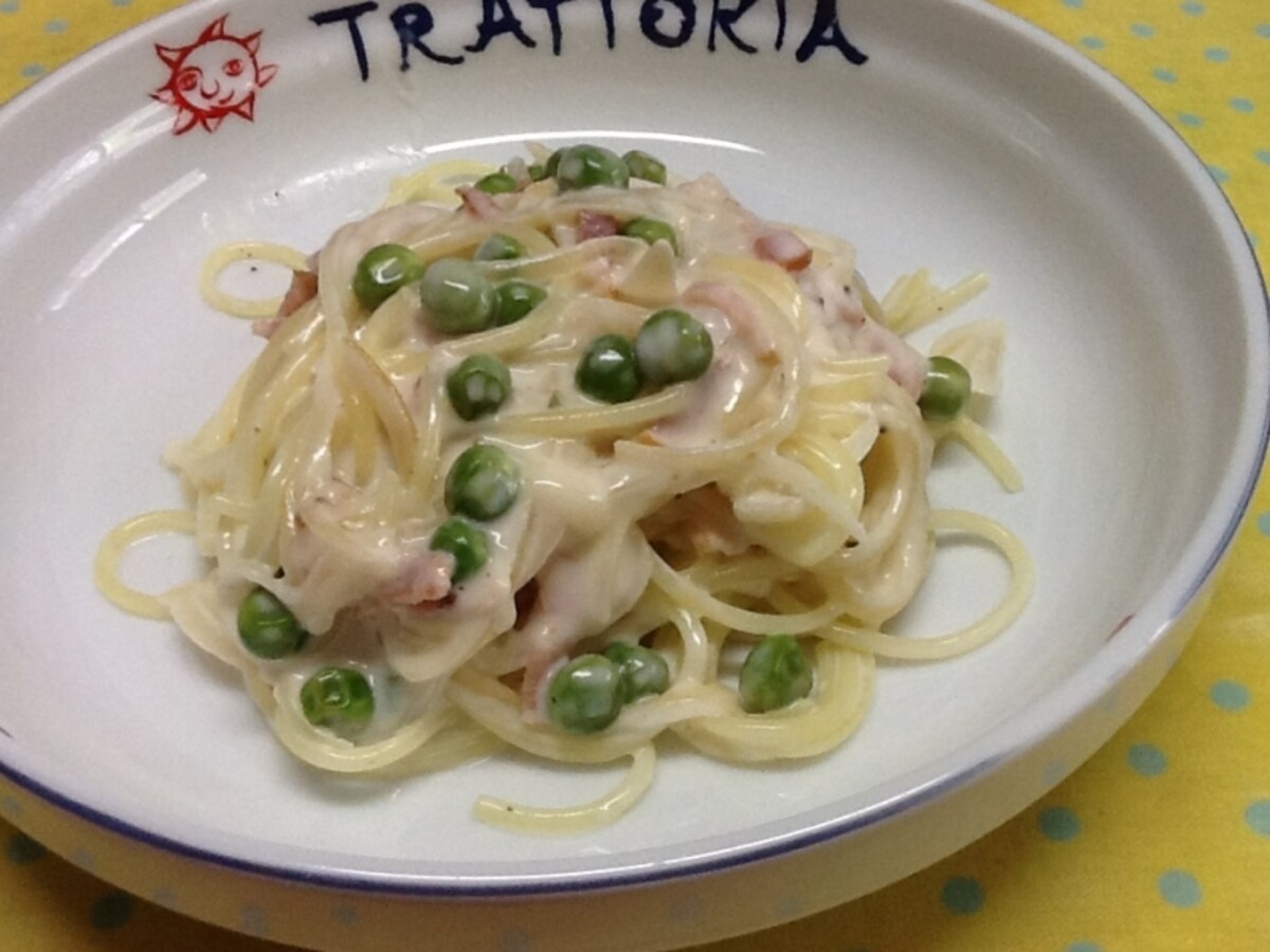グリンピースのクリームパスタ　