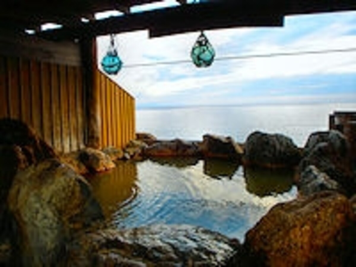 湯元漁火館の露天風呂
