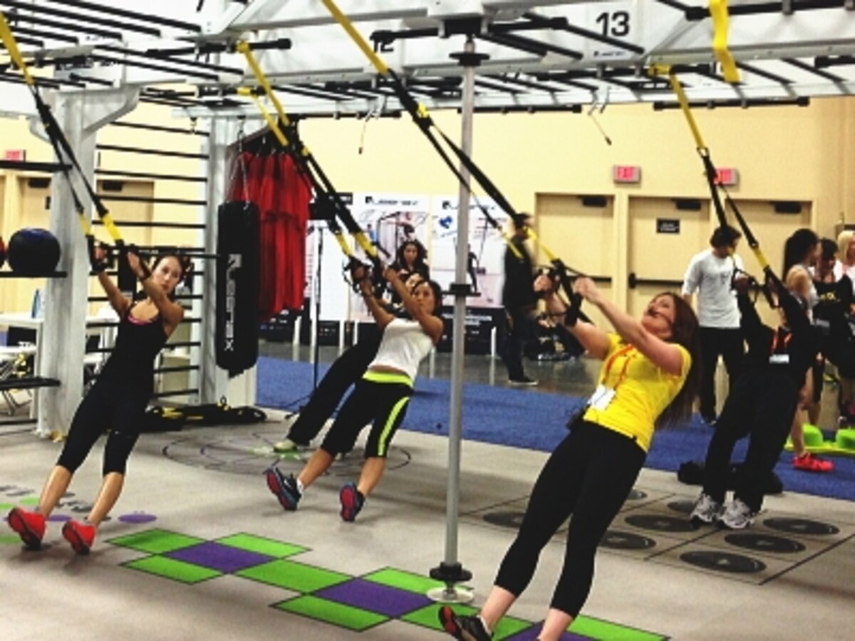 IHRSA2013でのTRX関連ブース。多くの人が訪れていた