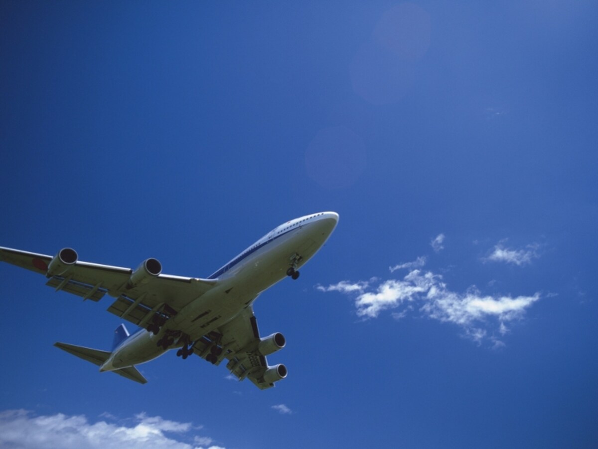 飛行機遅延・欠航が補償される条件は？
